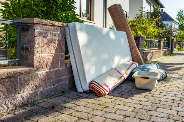 Best Estate Cleanout Services  in Salmon Brook, CT